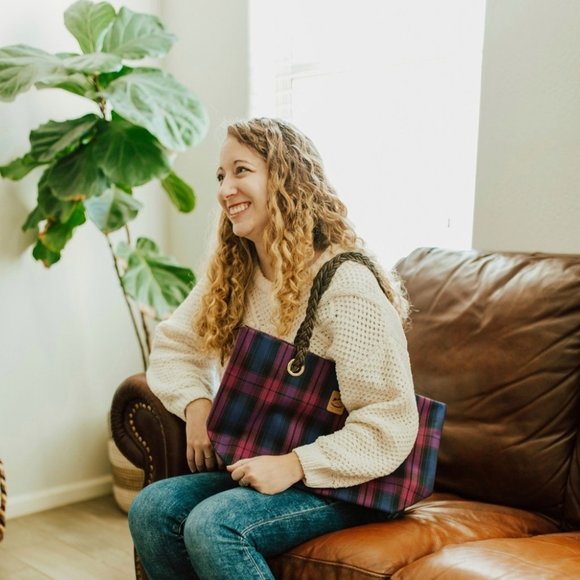 Waterproof Plaid Woven Tote Shoulder Bag - Picture 8 of 13